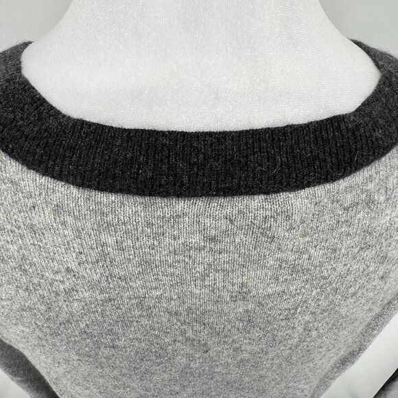 Neiman Marcus Cashmere Cardigan Button Up Sz M Colorblock Gray Pockets Classic - Picture 10 of 14
